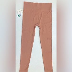 Hippie Rose Carmel Latte leggings Size L